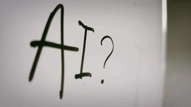 AI時代のホームページ制作：革新的技術が拓く新たな可能性とは？